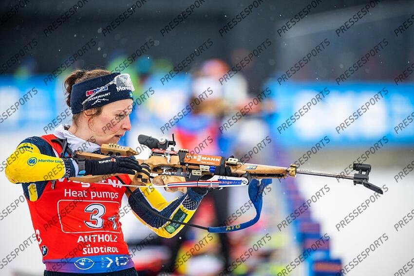 ANTHOLZ-ANTERSELVA, ITALY - JANUARY 26: Johanna Skottheim of Team Sweden in action during the BMW IBU World Cup Women's Relay on January 26, 2025 in Antholz-Anterselva, Italy. (Photo by Kevin Voigt/Agence Zoom) RELAIS FEMMES ANTHOLZ ANTERSELVA 