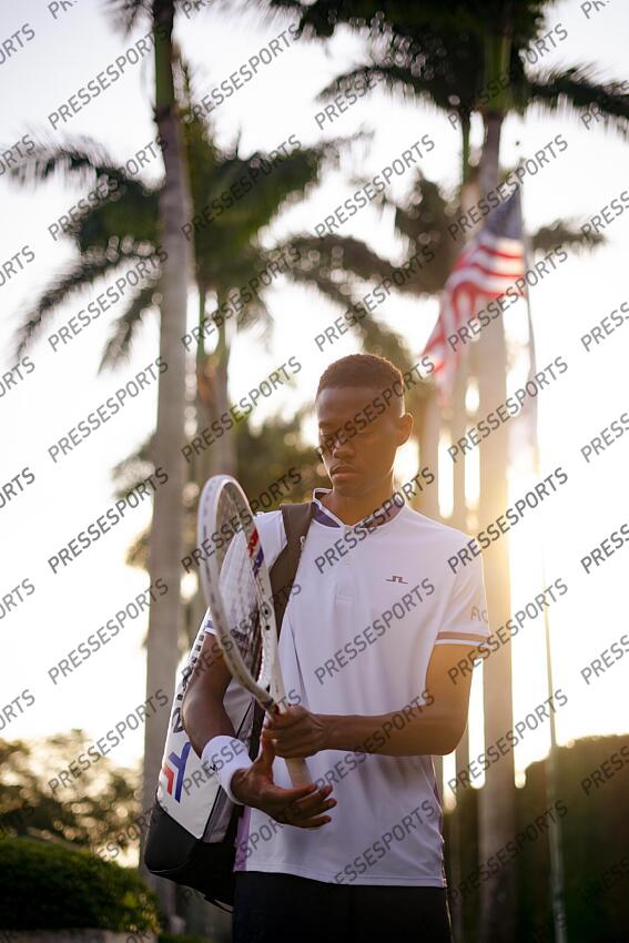 christopher eubanks MAGAZINE CHRISTOPHER EUBANKS - prise de vue pour la marque de raquette Tecnifibre 