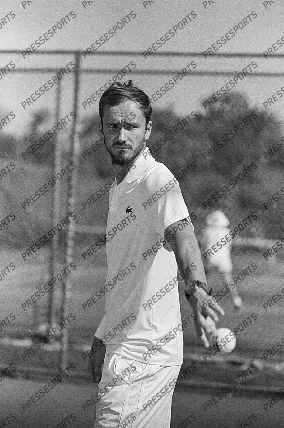 TENNIS 2024 MAGAZINE DANIIL MEDVEDEV