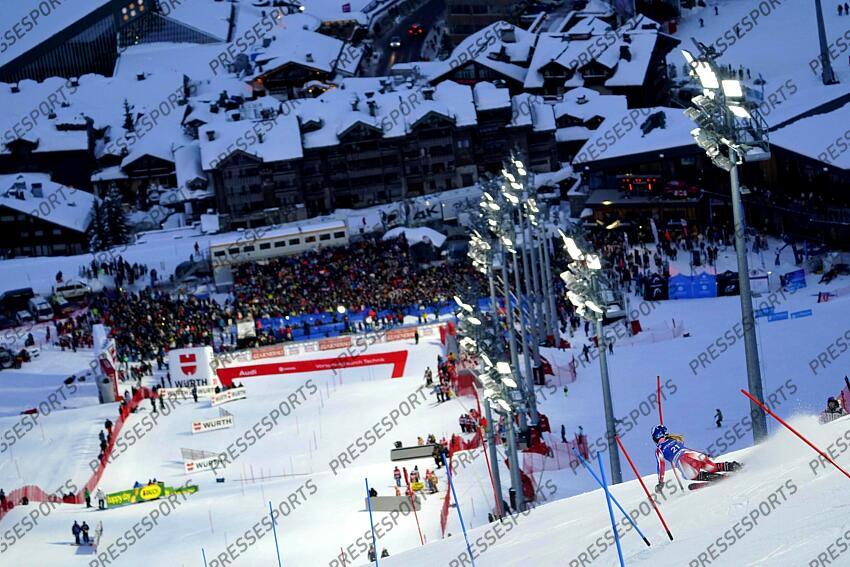 COURCHEVEL, FRANCE - JANUARY 30: Marie Lamure of Team France in action during the Audi FIS Alpine Ski World Cup Women's Slalom on January 30, 2025 in Courchevel, France. (Photo by Michel Cottin/Agence Zoom) SLALOM FEMMES COURCHEVEL 