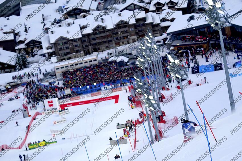 COURCHEVEL, FRANCE - JANUARY 30: Zrinka Ljutic of Team Croatia in action during the Audi FIS Alpine Ski World Cup Women's Slalom on January 30, 2025 in Courchevel, France. (Photo by Michel Cottin/Agence Zoom) SLALOM FEMMES COURCHEVEL 