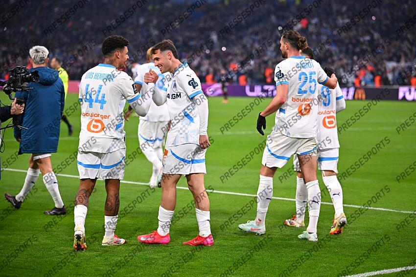 luis henrique lirola (pol) MARSEILLE-LYON (3-2) joie du but 3-2 d eluis henrique 