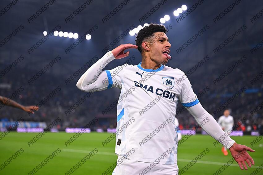 luis henrique MARSEILLE-LYON (3-2) joie du but 3-2 d eluis henrique 