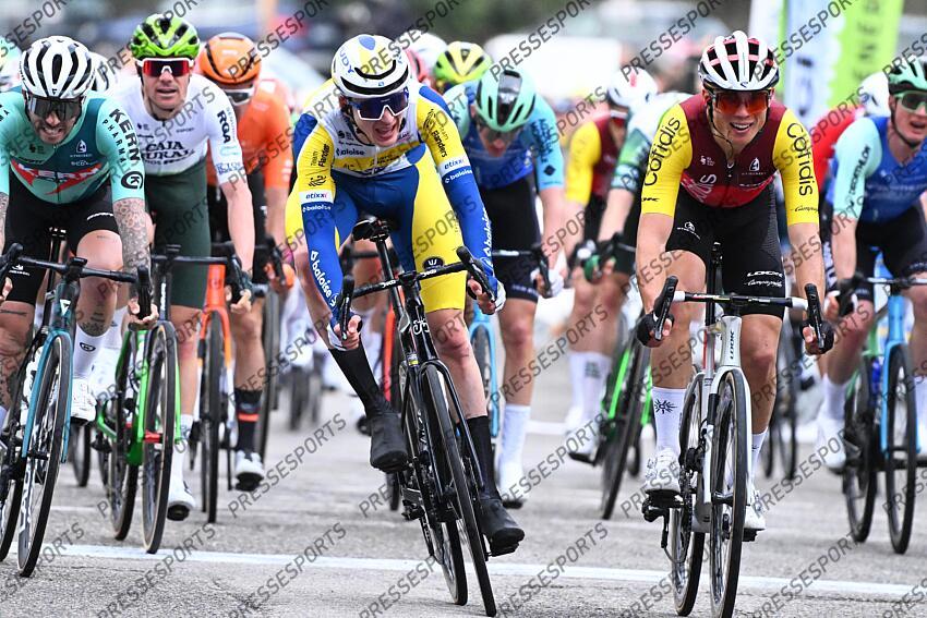 GRAND PRIX DE MARSEILLE / MARSEILLE / 02-02-2025 / PHOTO BRUNO BADE / SPRINT FINAL: VALENTIN FERRON (FRA) COF L'EMPORTE DEVANT VINCENT VAN HEMELEN (BEL) FLANDERS BALOISE ET FRANCISCO GALVAN (ESP) KERN PHARMA / GRAND PRIX LA MARSEILLAISE 
