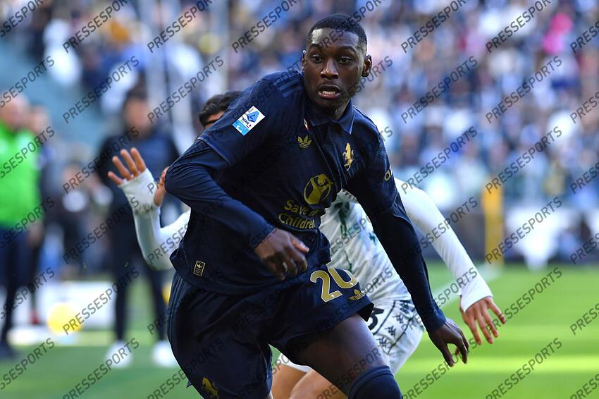 Foto IPP/Massimo Rana Torino 02-02-2025 Calcio Campionato di Serie A 2024/2025 Juventus-Empoli 4-1 kolo muani (randal) Italy Photo Press - World Copyright JUVENTUS-EMPOLI (4-1) 