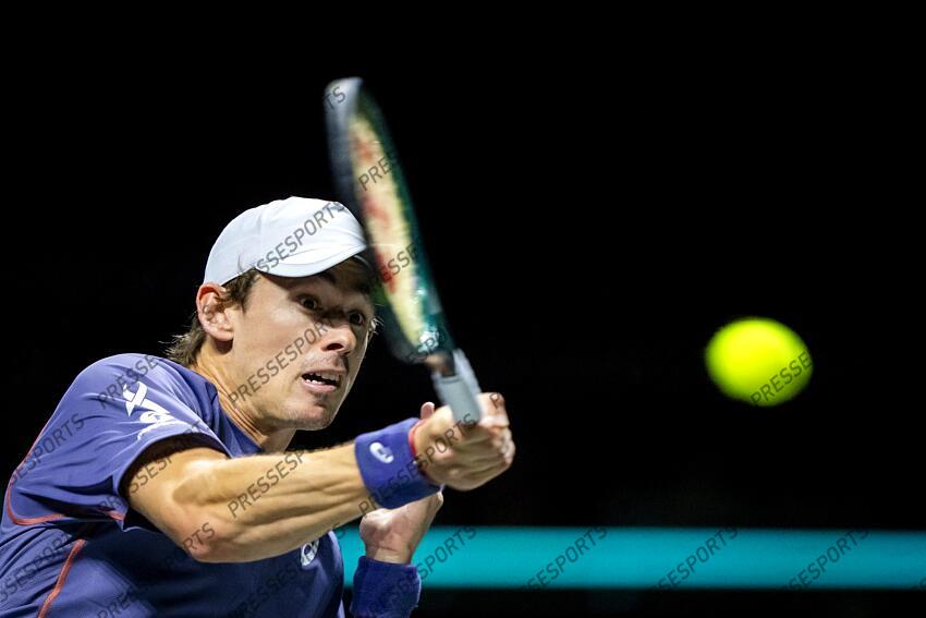 ROTTERDAM - Alex de Minaur (AUS) in action against David Goffin (BEL) on the first day of the ABN AMRO Open tennis tournament in Ahoy. ANP SANDER KING TOURNOI DE ROTTERDAM 