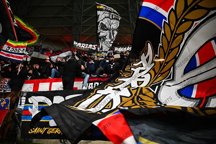 LE MANS-PSG (0-2) COLLECTIF ULTRAS PSG 