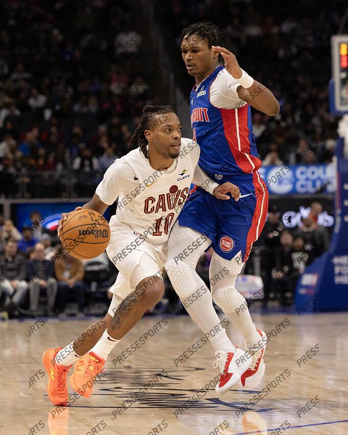 Feb 5, 2025; Detroit, Michigan, USA; Detroit Pistons forward Ausar Thompson (9) defends against Cleveland Cavaliers guard Darius Garland (10) during the second half at Little Caesars Arena. Mandatory Credit: David Reginek-Imagn Images NBA: Cleveland Cavaliers at Detroit Pistons 