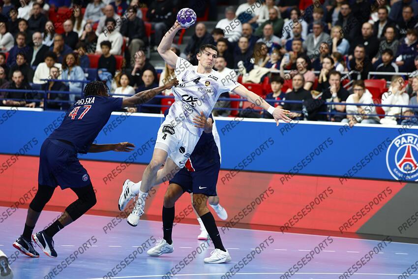 peleka (wallem) minne (aymeric) - PSG HANDBALL-NANTES (40-39) omar (yahia) 