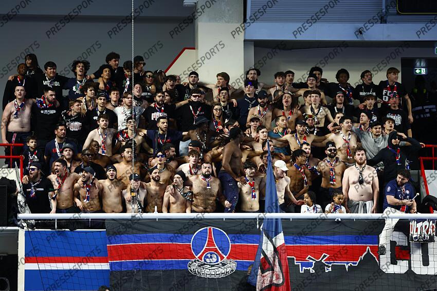 PSG HANDBALL-NANTES (40-39) 