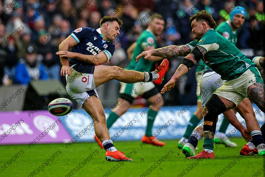 2025 Guinness Six Nations Championship Round 2, Scottish Gas Murrayfield, Edinburgh, Scotland 9/2/2025 Scotland vs Ireland Scotland's Ben White and Ireland's Andrew Porter Mandatory Credit ©INPHO/Billy Stickland ECOSSE-IRLANDE (18-32) 