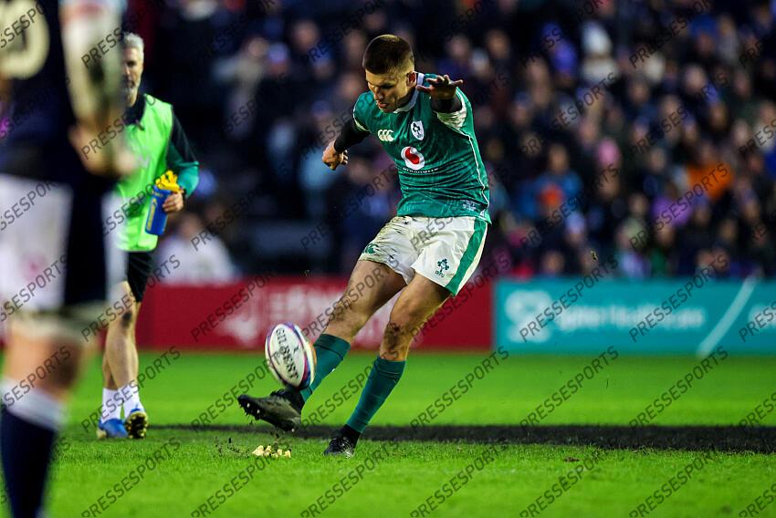 2025 Guinness Six Nations Championship Round 2, Scottish Gas Murrayfield, Edinburgh, Scotland 9/2/2025 Scotland vs Ireland Ireland's Sam Prendergast Mandatory Credit ©INPHO/Billy Stickland ECOSSE-IRLANDE (18-32) 