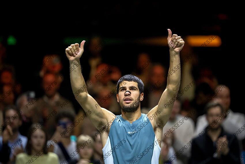 ROTTERDAM - Carlos Alcaraz (ESP) after his won match against Pedro Martinez (ESP) on the fifth day of the ABN AMRO Open tennis tournament in Ahoy. ANP SANDER KING TOURNOI DE ROTTERDAM 