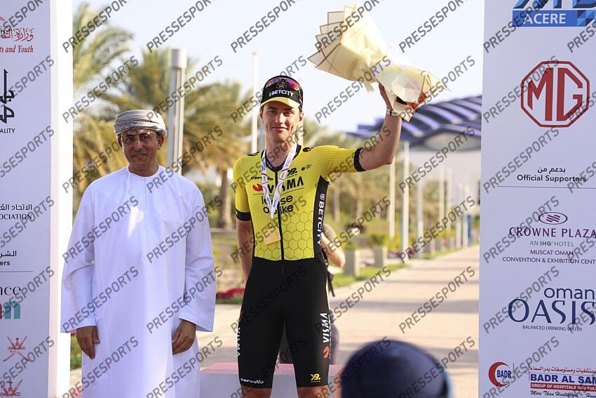 Tour of Oman 2025 - 14th Edition - 4th stage Oman Across Ages Museum - Oman Convention and Exhibition Center 181,5 km - 11/02/2025 - Olav Kooij (NED – Team Visma - Lease a Bike) - photo Alessandro Perrone/SprintCyclingAgency©2025 OMAN ACROSS AGES MUSEUM/OMAN CONVENTION CENTER 