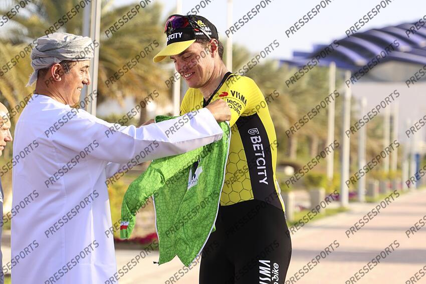 Tour of Oman 2025 - 14th Edition - 4th stage Oman Across Ages Museum - Oman Convention and Exhibition Center 181,5 km - 11/02/2025 - Olav Kooij (NED – Team Visma - Lease a Bike) - photo Alessandro Perrone/SprintCyclingAgency©2025 OMAN ACROSS AGES MUSEUM/OMAN CONVENTION CENTER 