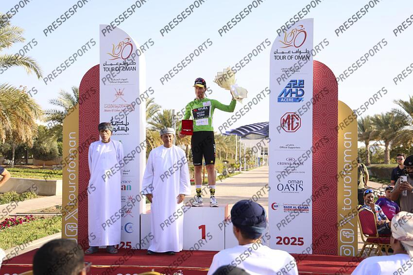 Tour of Oman 2025 - 14th Edition - 4th stage Oman Across Ages Museum - Oman Convention and Exhibition Center 181,5 km - 11/02/2025 - Olav Kooij (NED – Team Visma - Lease a Bike) - photo Alessandro Perrone/SprintCyclingAgency©2025 OMAN ACROSS AGES MUSEUM/OMAN CONVENTION CENTER 