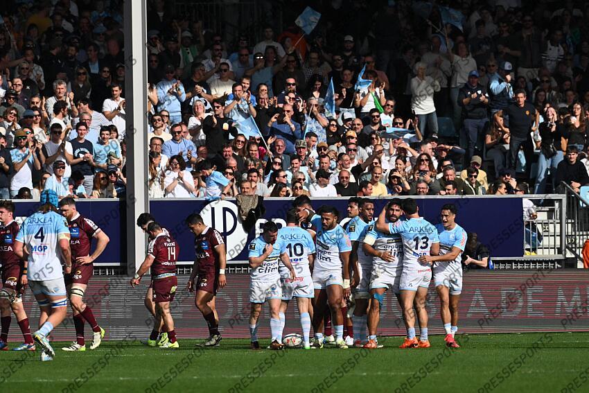 rouet (guillaume) lopez (camille) 10 tuilagi (manu) habel kuffner (giovanni) bruni (rodrigo) martocq (guillaume) 13 spring (tom) BAYONNE-BORDEAUX BEGLES (36-32) joie bayonne apres l'essai de rouet à la 24e min 