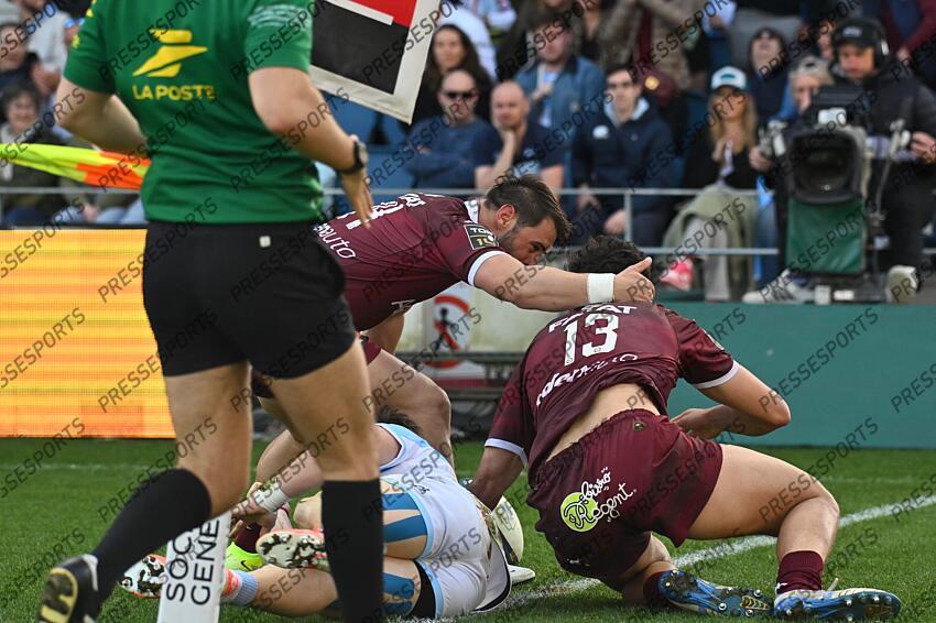 retiere (arthur) depoortere (nicolas) BAYONNE-BORDEAUX BEGLES (36-32) apres l'essai de depoortere à la 6e min carreras (mateo) au sol 