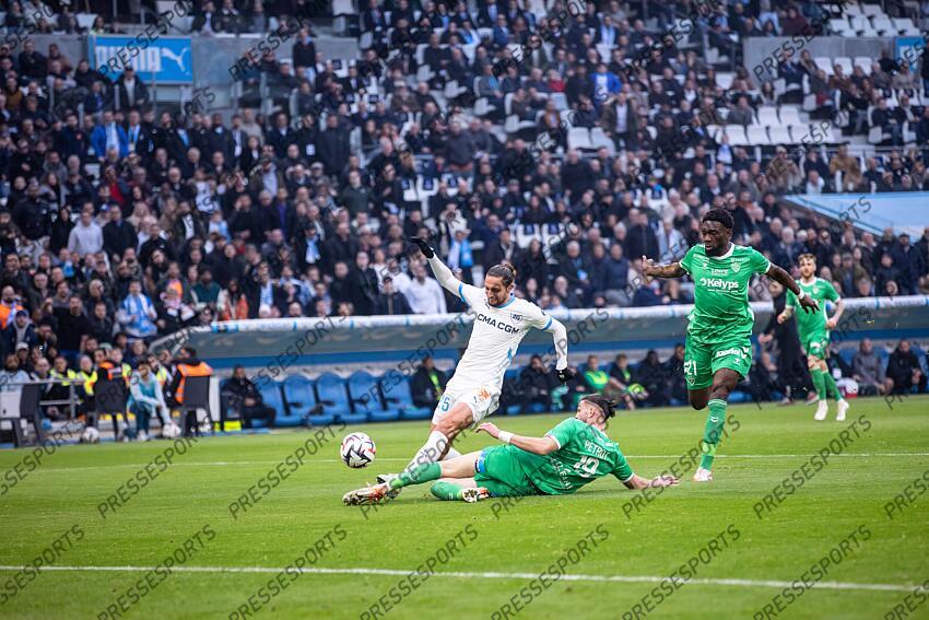 FOOT - 22e journée de Ligue 1 - OM / ASSE- Rabiot adrien et PETROT léo MARSEILLE-SAINT-ETIENNE (5-1) 