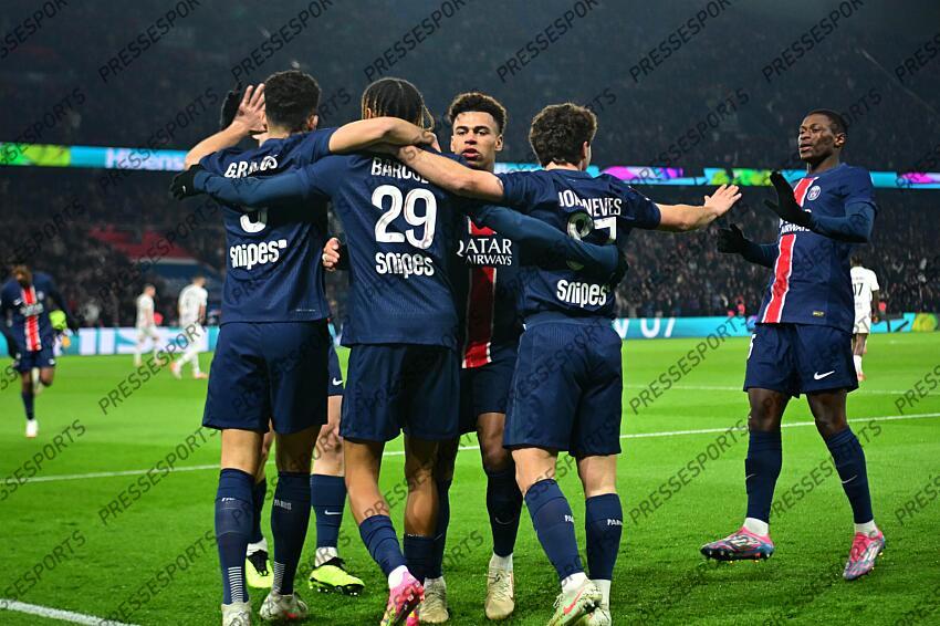 doue (desire) mendes (nuno) PSG-LILLE (4-1) (1-0) barcola (bradley) 