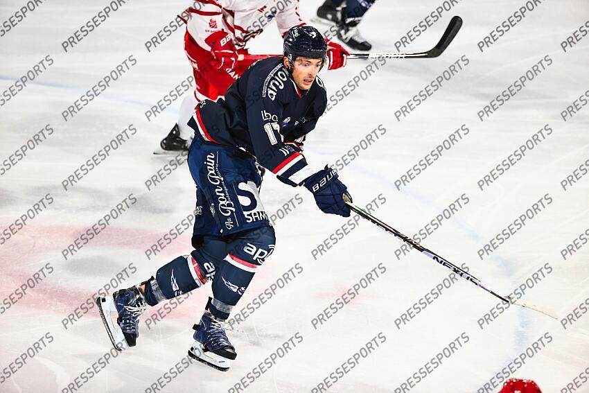 Hockey sur Glace / Vincent LLORCA (Angers) / Angers Vs Briançon - Score Final 5-2 / Ligue Magnus 2024-2025 / 4ème Journée / Ice Parc / Angers / Pays de la Loire / Maine et Loire / France ANGERS-BRIANCON (5-2) ANGERS-BRIANCON (5-2) 