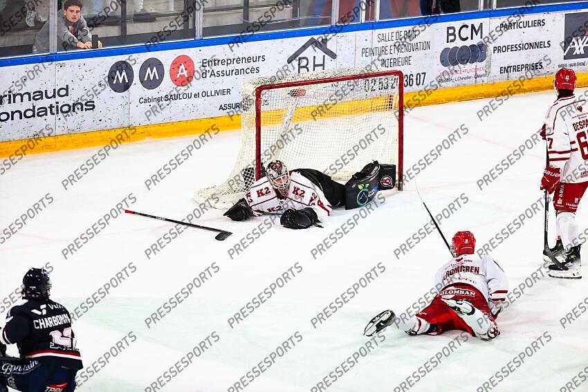 Hockey sur Glace - Angers Vs Briançon - Score Final 5-2 / Ligue Magnus 2024-2025 / 4ème Journée / Ice Parc / Angers / Pays de la Loire / Maine et Loire / France ANGERS-BRIANCON (5-2) ANGERS-BRIANCON (5-2) 