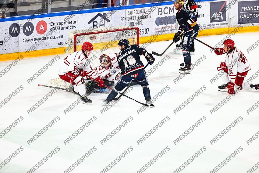 Hockey sur Glace - Angers Vs Briançon - Score Final 5-2 / Ligue Magnus 2024-2025 / 4ème Journée / Ice Parc / Angers / Pays de la Loire / Maine et Loire / France ANGERS-BRIANCON (5-2) ANGERS-BRIANCON (5-2) 