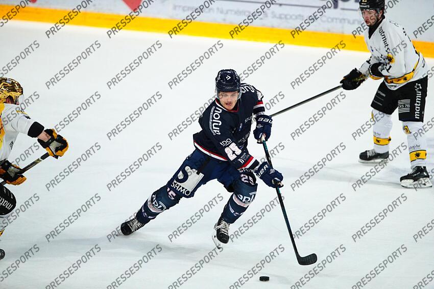 SAMI TAVERNIER (Angers) /Hockey sur Glace / Ligue Magnus 2024-2025 / 22ème Journée / Ducs d'Angers Vs Dragons de Rouen / Patinoire IceParc / Angers / Maine et Loire / Pays de la Loire / France ANGERS-ROUEN (0-3) 
