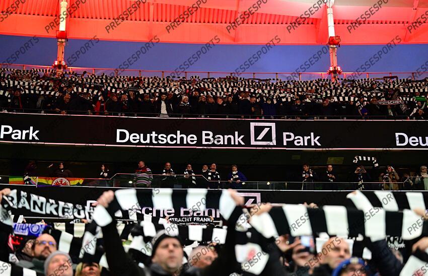 FOOT BUNDESLIGA 2025 EINTRACHT FRANCFORT-BAYER 04 LEVERKUSEN (1-4)