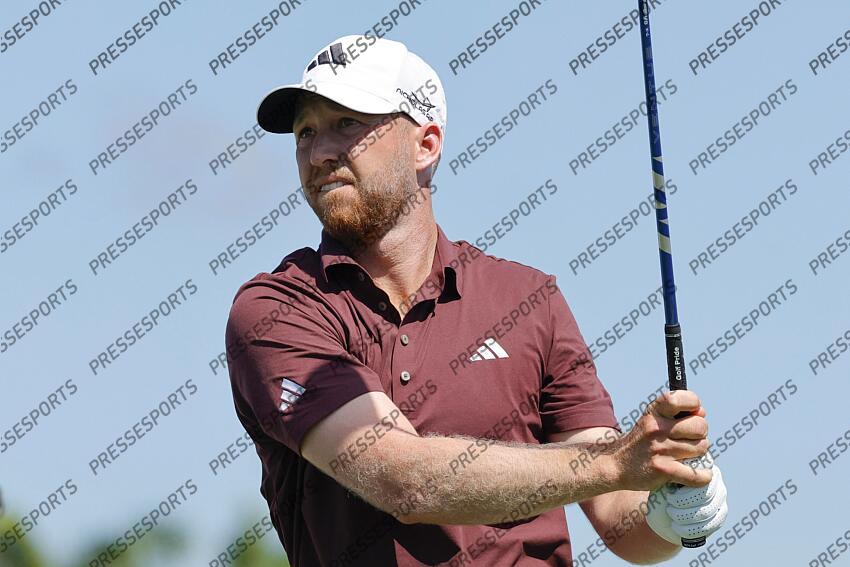 Feb 28, 2025; Palm Beach Gardens, Florida, USA; Daniel Berger plays his shot from the fourth tee during the second round of the Cognizant Classic in The Palm Beaches golf tournament. Mandatory Credit: Reinhold Matay-Imagn Images PGA: Cognizant Classic in The Palm Beaches - Second Round 