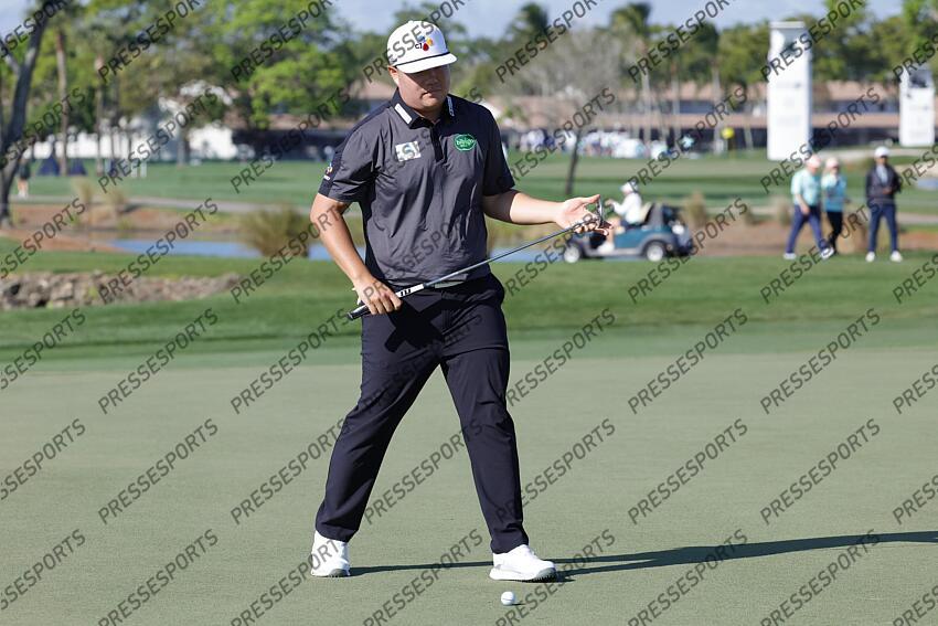 Feb 28, 2025; Palm Beach Gardens, Florida, USA; Sungjae Im approaches his putt on the 11th green during the second round of the Cognizant Classic in The Palm Beaches golf tournament. Mandatory Credit: Reinhold Matay-Imagn Images PGA: Cognizant Classic in The Palm Beaches - Second Round 