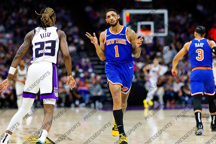 Mar 10, 2025; Sacramento, California, USA; New York Knicks guard Cameron Payne (1) celebrates after scoring a basket during the third quarter against the Sacramento Kings at Golden 1 Center. Mandatory Credit: Sergio Estrada-Imagn Images NBA: New York Knicks at Sacramento Kings 
