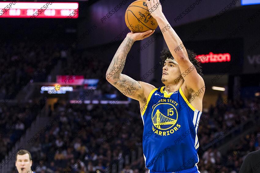 Mar 10, 2025; San Francisco, California, USA; Golden State Warriors forward Gui Santos (15) takes a three-point shot against the Portland Trail Blazers during the second quarter at Chase Center. Mandatory Credit: John Hefti-Imagn Images NBA: Portland Trail Blazers at Golden State Warriors 