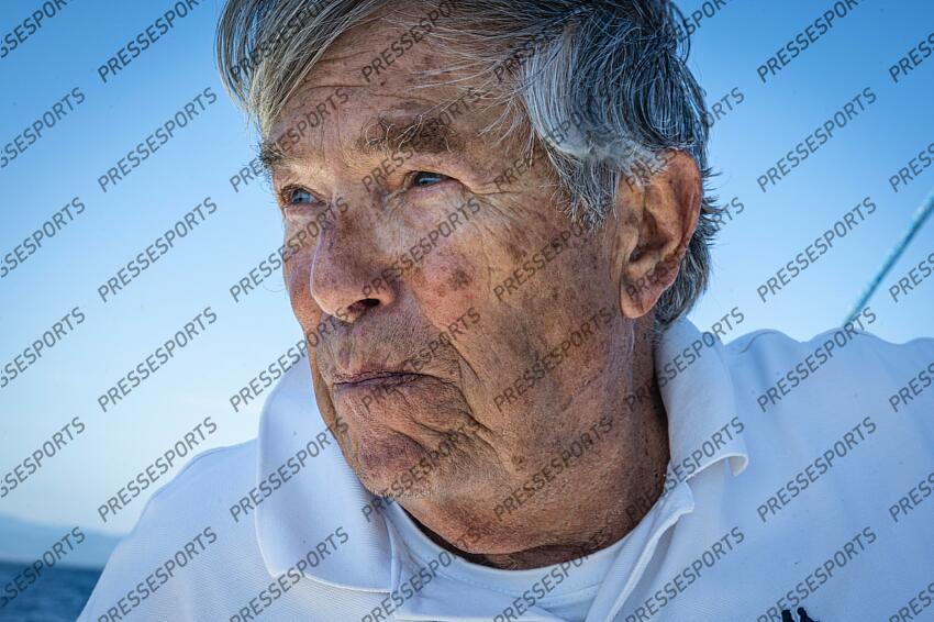 NAVIGATION A BORD DU 12M JI FRANCE, ANCIEN BATEAU AYANT PARTICIPE A LA COUPE DE L'AMERICA. MARC BONDUEL, 79 ANS, BARREUR DU BATEAU. ILE DE PORQUEROLLES, FRANCE, LE 17 JUIN 2024. PHOTO: BERNARD LE BARS MAGAZINE 12 M JI FRANCE 3 