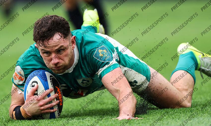 2025 Guinness Six Nations Championship Round 5, Stadio Olimpico, Rome 15/3/2025 Italy vs Ireland Ireland’s Hugo Keenan scores a try that was later disallowed Mandatory Credit ©INPHO/Billy Stickland ITALIE-IRLANDE (17-22) 