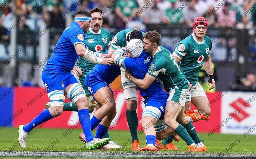 2025 Guinness Six Nations Championship Round 5, Stadio Olimpico, Rome 15/3/2025 Italy vs Ireland Ireland’s James Ryan supported by Jack Crowley Mandatory Credit ©INPHO/Matteo Ciambelli ITALIE-IRLANDE (17-22) 