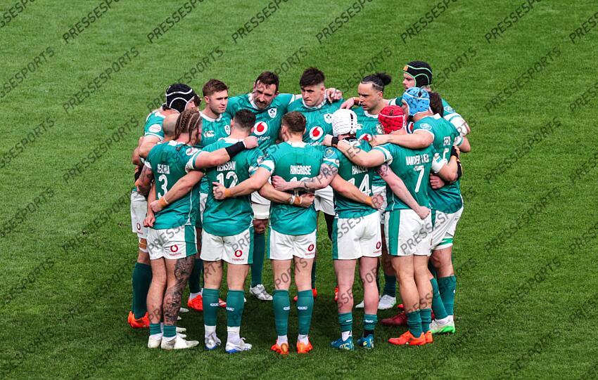 2025 Guinness Six Nations Championship Round 5, Stadio Olimpico, Rome 15/3/2025 Italy vs Ireland The Ireland team huddle Mandatory Credit ©INPHO/Matteo Ciambelli ITALIE-IRLANDE (17-22) 