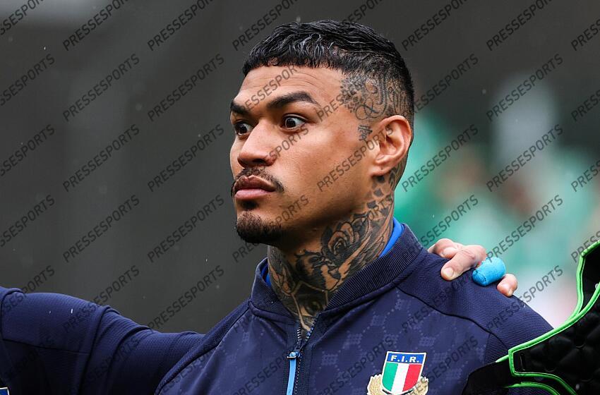 2025 Guinness Six Nations Championship Round 5, Stadio Olimpico, Rome 15/3/2025 Italy vs Ireland Italy’s Monty Ioane during the national anthem Mandatory Credit ©INPHO/Billy Stickland ITALIE-IRLANDE (17-22) 