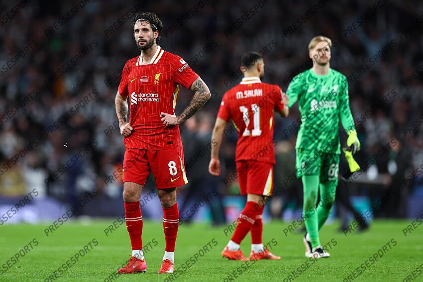 16 March 2025, London - Carabao Cup Final - Liverpool v Newcastle United - Dominik Szoboszlai of Liverpool looks dejected at full time - Photo: Jacques Feeney / Offside. FINALE LIVERPOOL-NEWCASTLE (1-2) 