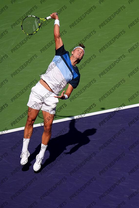 Holger Rune serves to Jack Draper during the men's championship match of the BNP Paribas Open at the Indian Wells Tennis Garden in Indian Wells, Calif., on Sunday, March 16, 2025. Syndication: Desert Sun 
