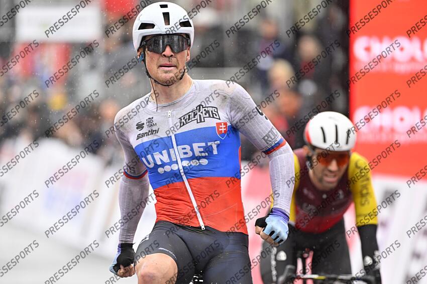 CHOLET BAGGLO TOUR / 23-03-2025 / PHOTO BRUNO BADE / VICTOIRE DE LUKAS KUBIS (SVK) UNIBET TIETEMA ROCKETS / BENJAMIN THOMAS (FRA) COF EST 2È / NIKLAS LARSEN (DEN) BHS PL BETON BORNHOLM EST 3È / CHOLET AGGLO TOUR 