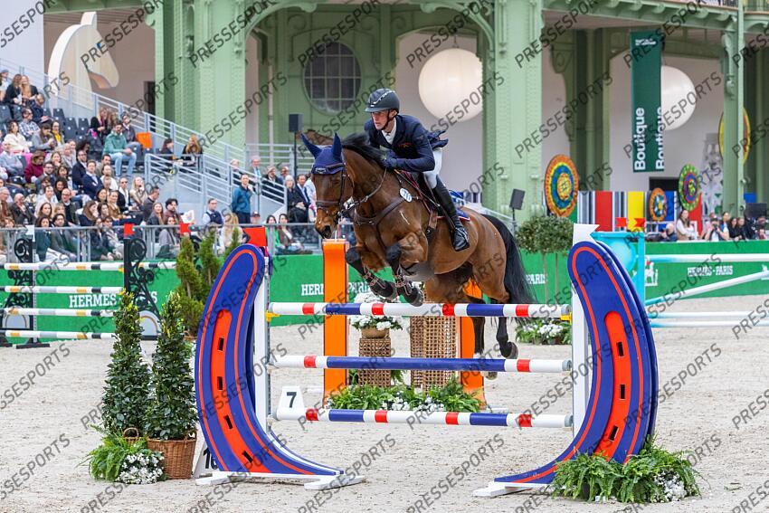 Saut Hermès 2025. Les talents Hermès. Thomas HIMMELMAYER (AUT). PAPILLON D'AZUR Eric KNOLL / Presse Sports SAUT HERMES 