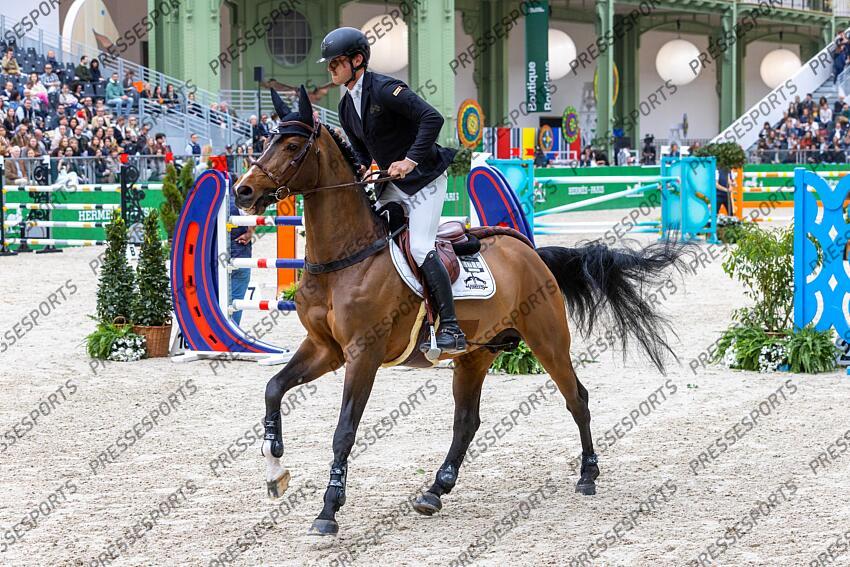 Saut Hermès 2025. Les talents Hermès. Dominik JUFFINGER (AUT). DIACHACCO Eric KNOLL / Presse Sports SAUT HERMES 