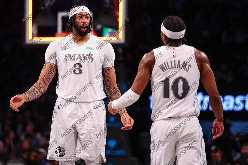 BASKET NBA 2025 NBA: Dallas Mavericks at Brooklyn Nets