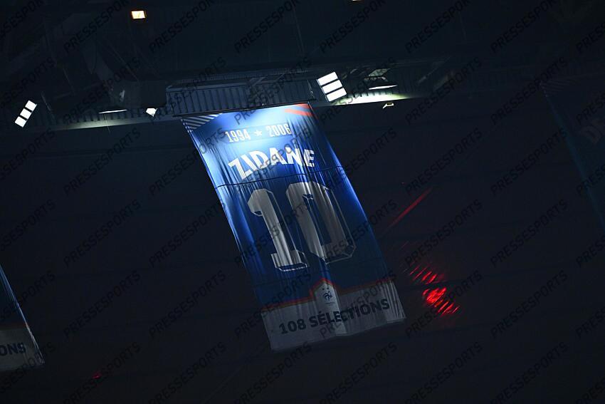 FRANCE-CROATIE (2-0, 5tab4) maillot zidane 