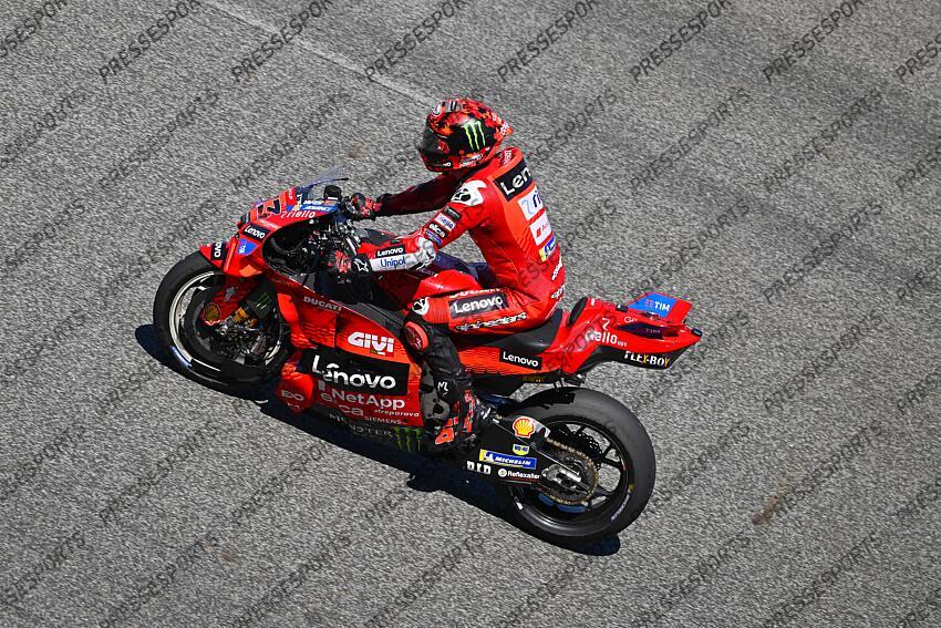 Francesco Bagnaia ITA Ducati Lenovo Team Ducati MotoGP Test MotoGP 2025 (circuit Buriram) 12-13/02/2025 photo: Lukasz Swiderek  www.photoPSP.com  @photopsp_lukasz_swiderek  TESTS BURIRAM 