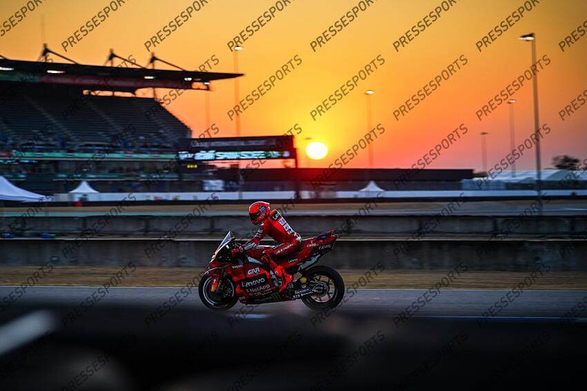Marc Marquez SPA Ducati Lenovo Team Ducati MotoGP Test MotoGP 2025 (circuit Buriram) 12-13/02/2025 photo: Lukasz Swiderek  www.photoPSP.com  @photopsp_lukasz_swiderek  TESTS BURIRAM 