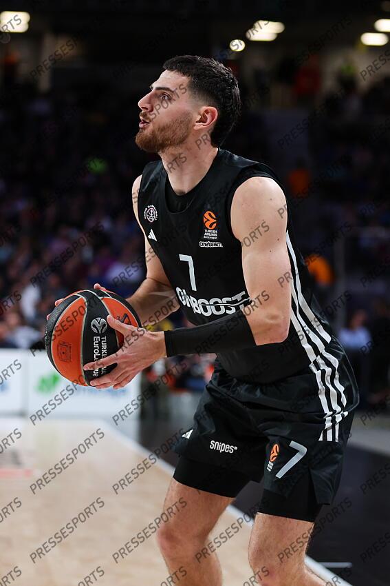Sebastian Herrera of Paris Basketball in action during the Turkish Airlines EuroLeague Regular Season Round 33 match between Real Madrid and Paris Basketball at Movistar Arena on April 03, 2025 in Madrid, Spain. REAL MADRID-PARIS BASKETBALL (105-104) 
