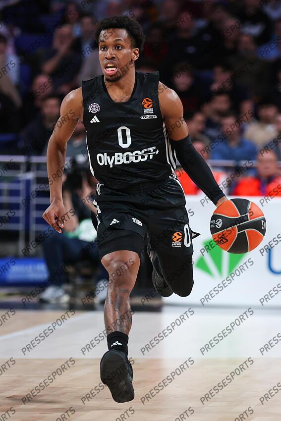 Tj Shorts of Paris Basketball in action during the Turkish Airlines EuroLeague Regular Season Round 33 match between Real Madrid and Paris Basketball at Movistar Arena on April 03, 2025 in Madrid, Spain. REAL MADRID-PARIS BASKETBALL (105-104) 