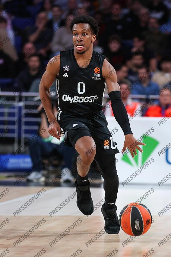 Tj Shorts of Paris Basketball in action during the Turkish Airlines EuroLeague Regular Season Round 33 match between Real Madrid and Paris Basketball at Movistar Arena on April 03, 2025 in Madrid, Spain. REAL MADRID-PARIS BASKETBALL (105-104) 